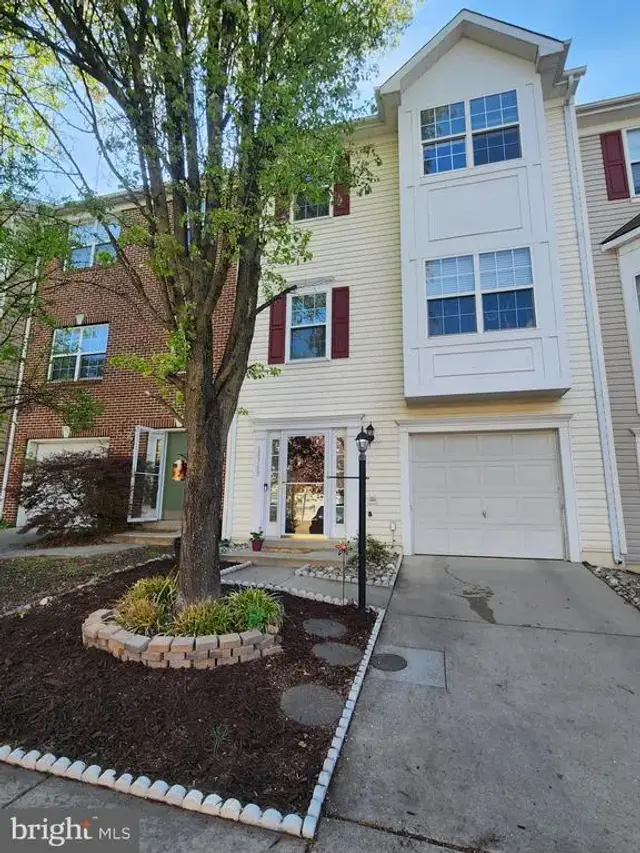18763 Trident Sq, Leesburg