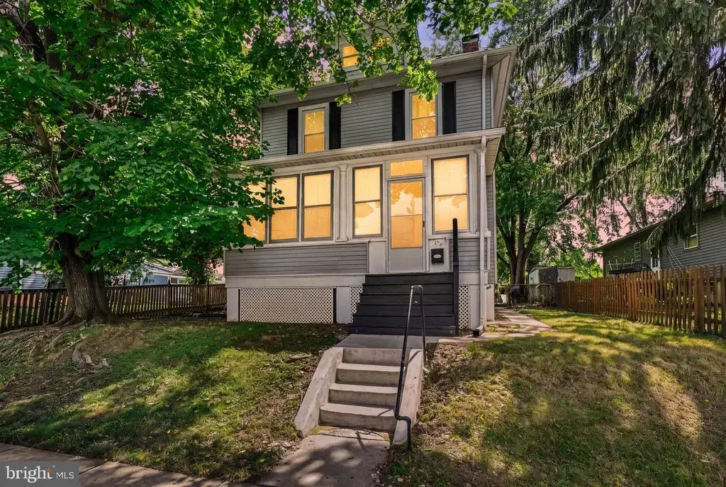 109 W Hilltop Rd, BALTIMORE