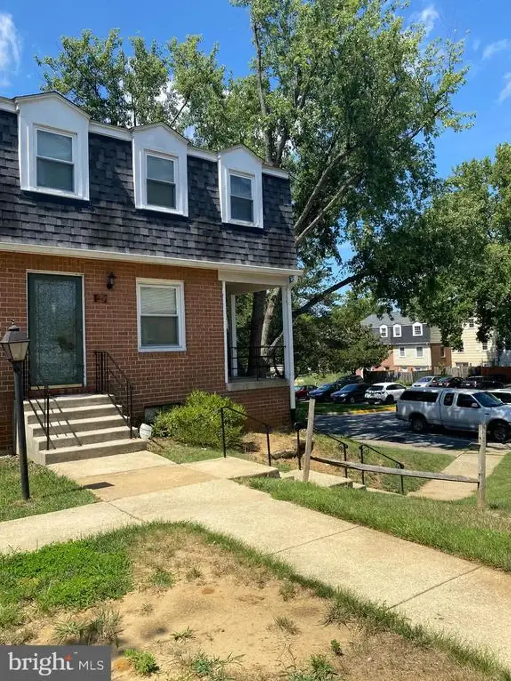 63 Watkins Park Dr #32, UPPER MARLBORO