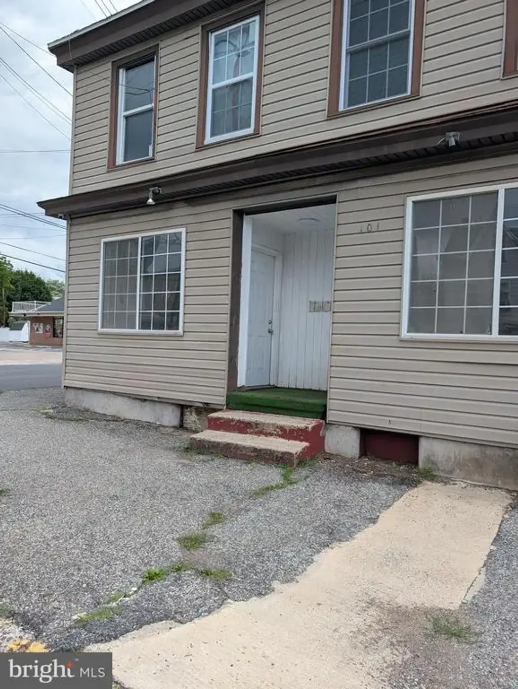 101 S 2nd St #101a, SAINT CLAIR