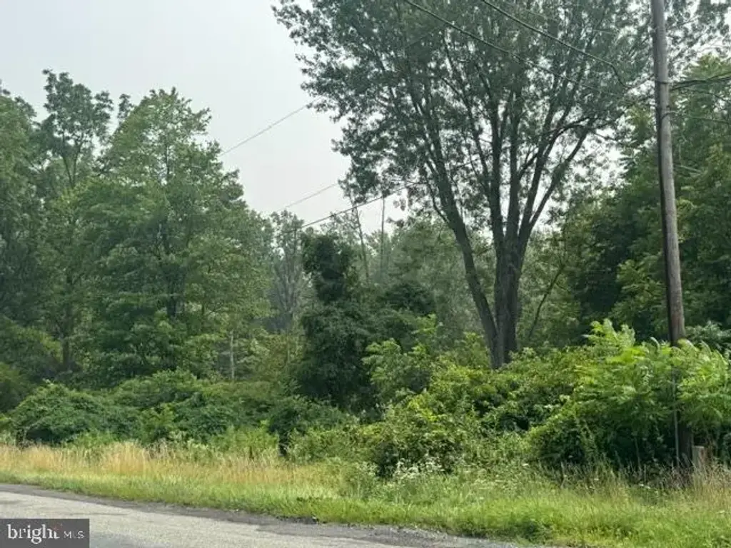 8120 Grant Rd, COOPERSBURG