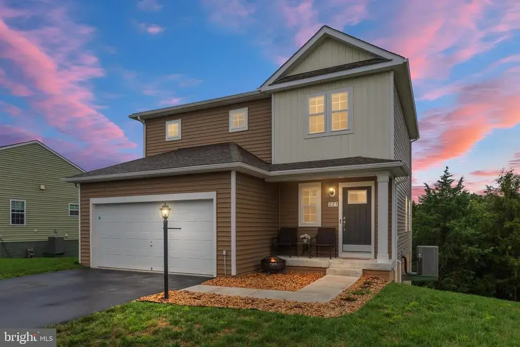 223 Luxor Ct, BUNKER HILL