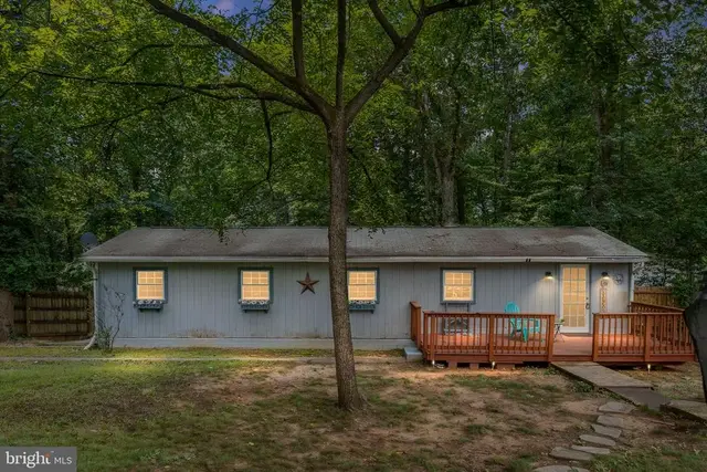107 Hulls Chapel Rd, Fredericksburg