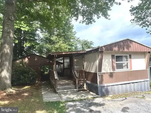 92-e Mic Nan Dr, Middletown