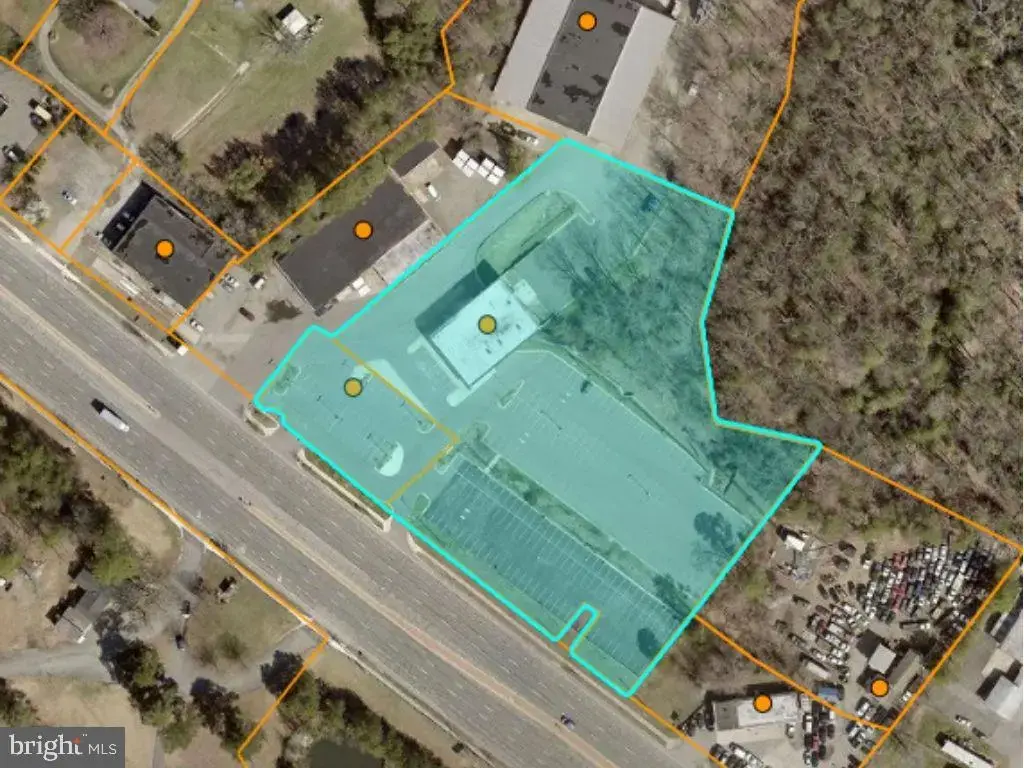 22380 & 22384 Three Notch Rd, LEXINGTON PARK
