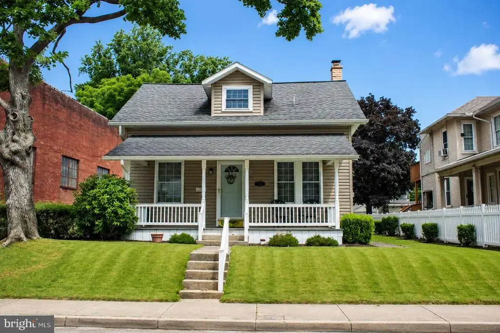 116 E Mill St, MANHEIM