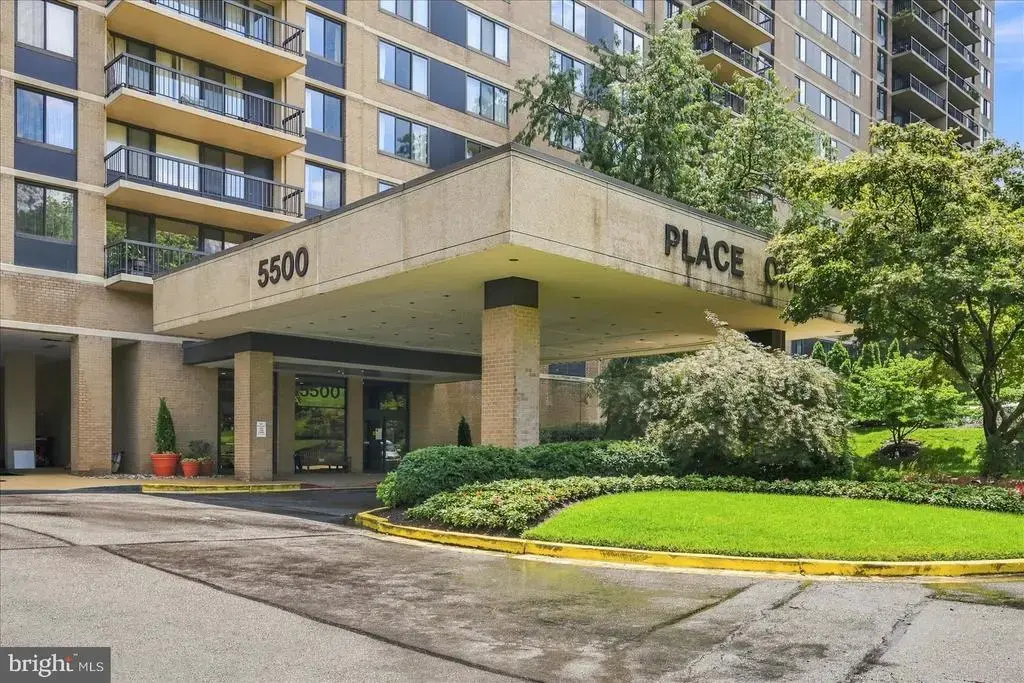 5500 Holmes Run Pkwy #512, ALEXANDRIA