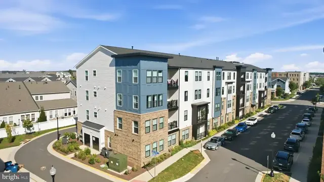 23679 Bolton Crescent Ter #305, Ashburn