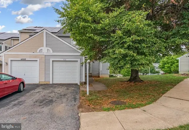 4668 Winterberry Ln, Oxon Hill