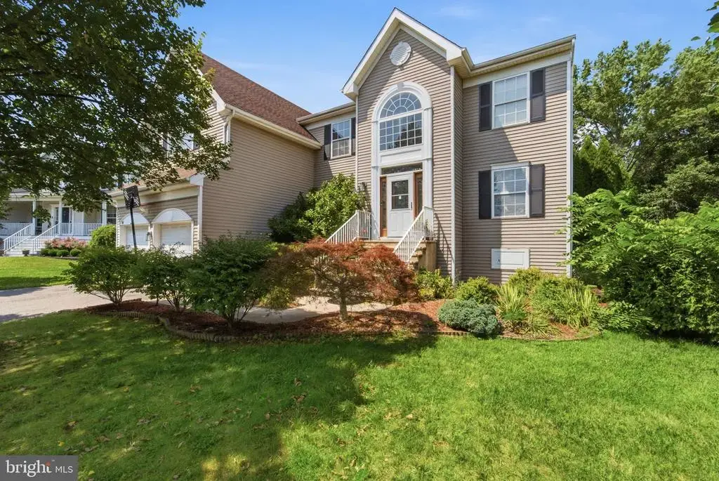 38 Fairmont Dr, COLUMBUS