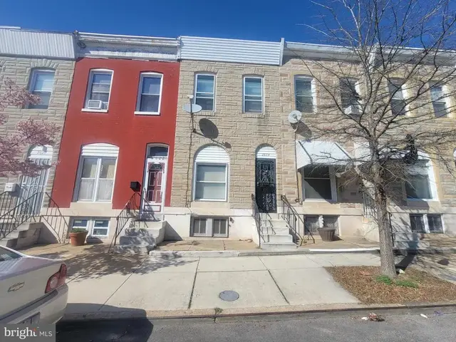 2624 E Hoffman St, Baltimore