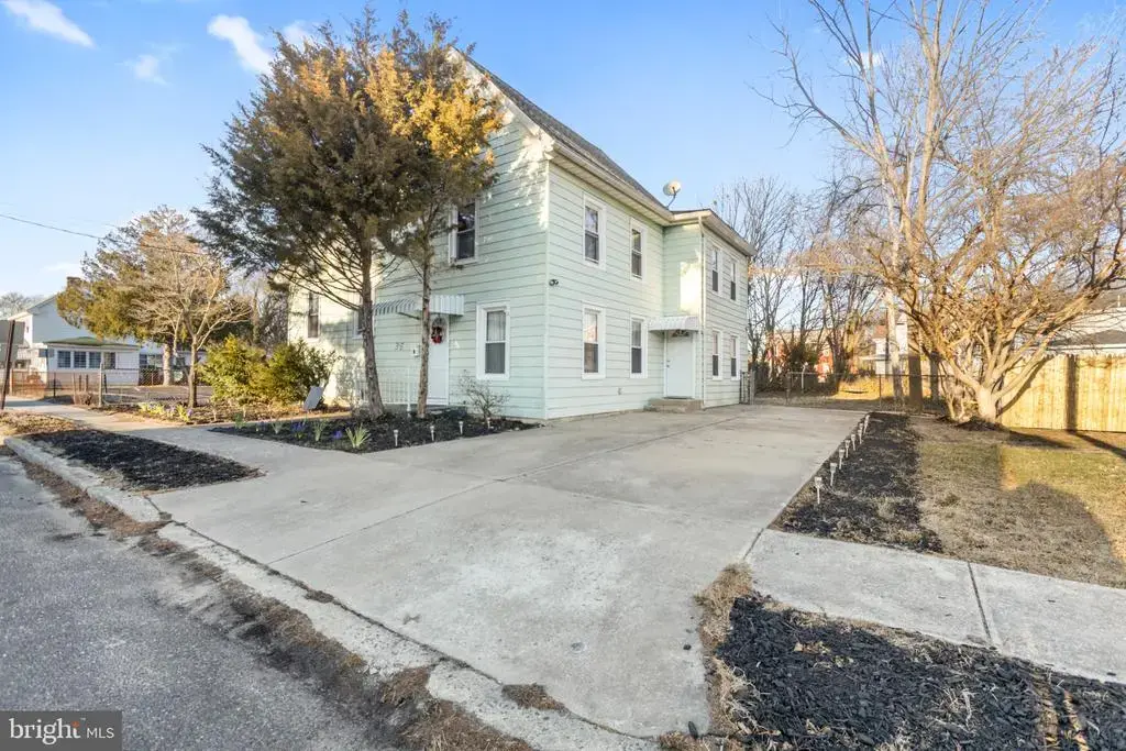 38-40 State St, GLASSBORO