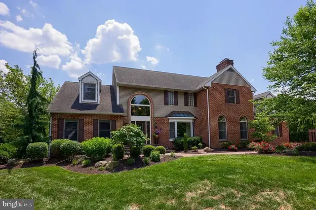 42 Timberline Dr, Wyomissing