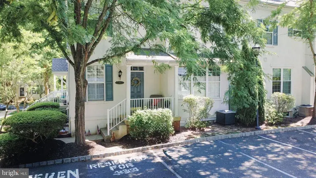 312 Lantern Dr, DOYLESTOWN