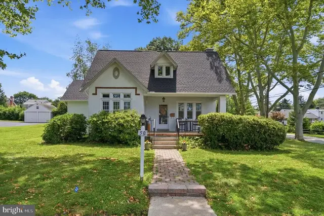 50 S Wakefield Rd, West Norriton
