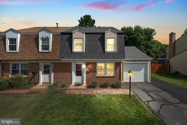 706 Edwards Ferry Rd Ne, Leesburg