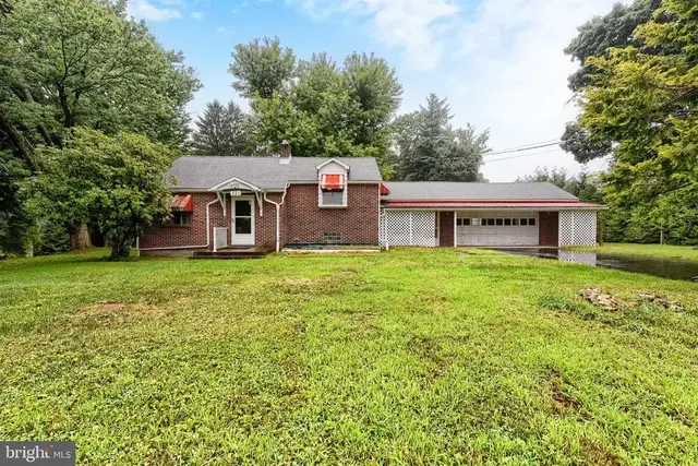 721 Turkey Bird Rd, Newport