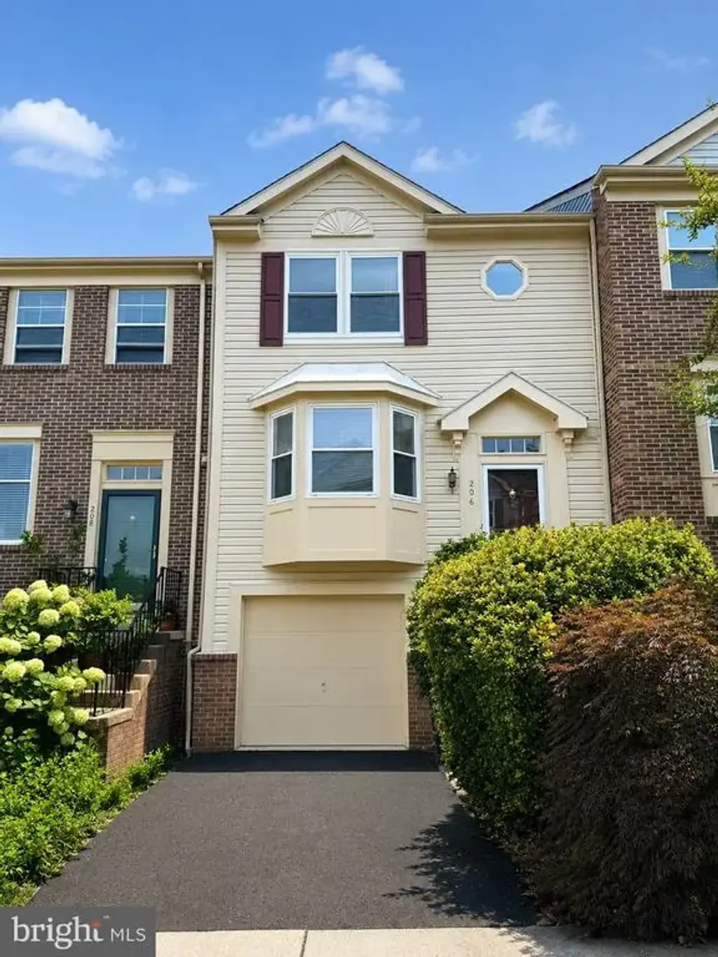 206 Leafcup Rd, GAITHERSBURG