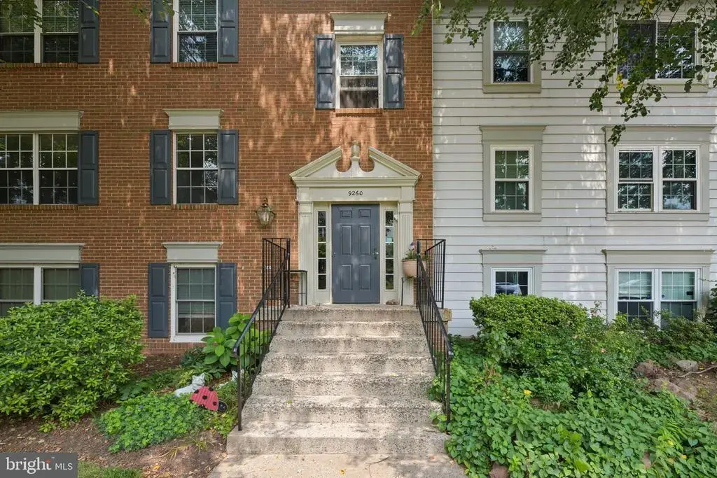 9260 Niki Pl #201, MANASSAS