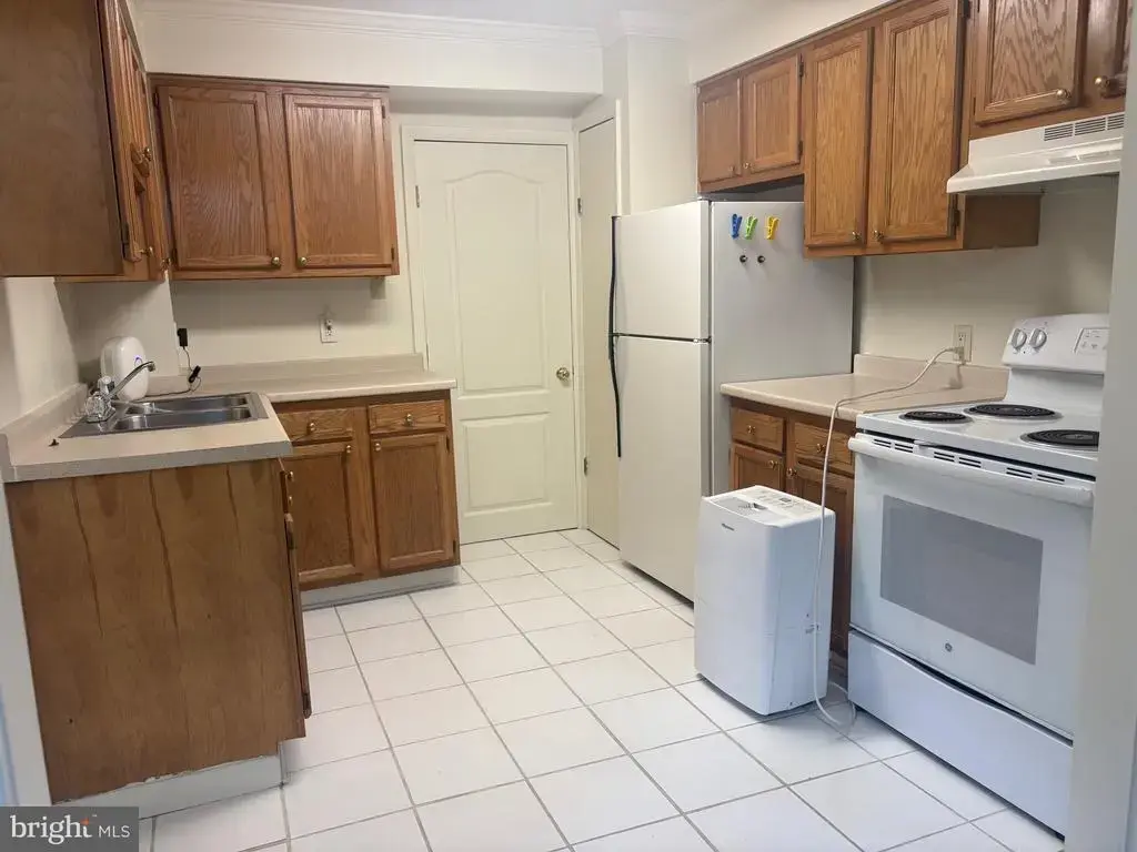 317 South Drive #a, SEVERNA PARK