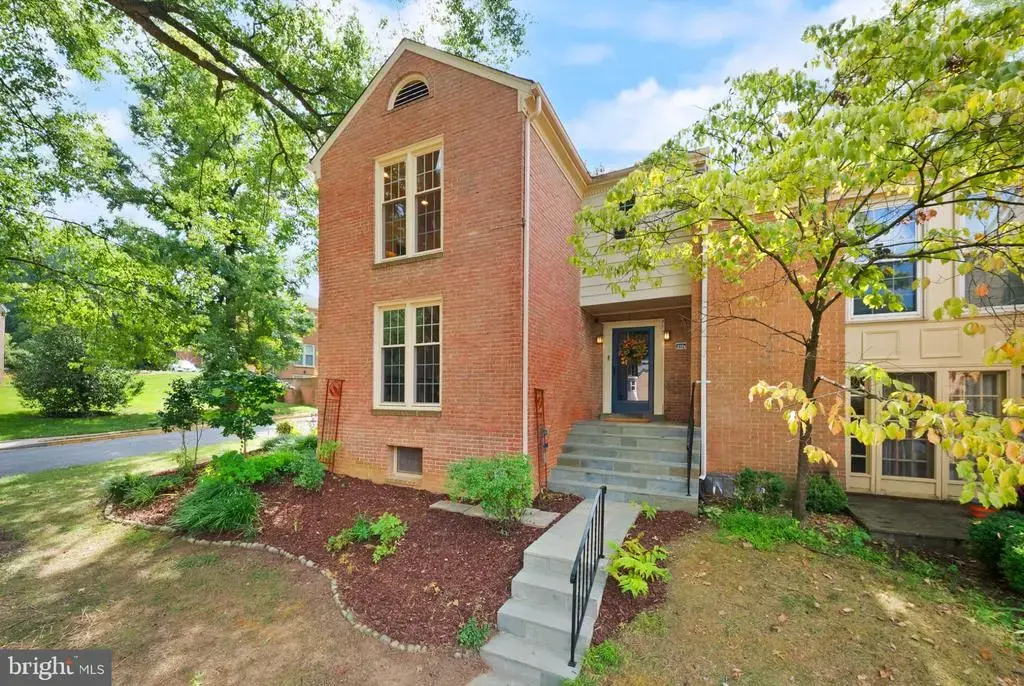 2024 Highboro Way, FALLS CHURCH