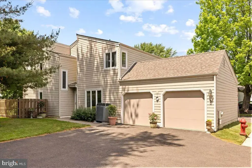 130 Westbury Ct, DOYLESTOWN