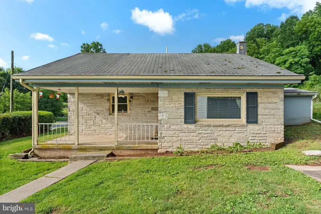 2376 Church Rd, HUMMELSTOWN