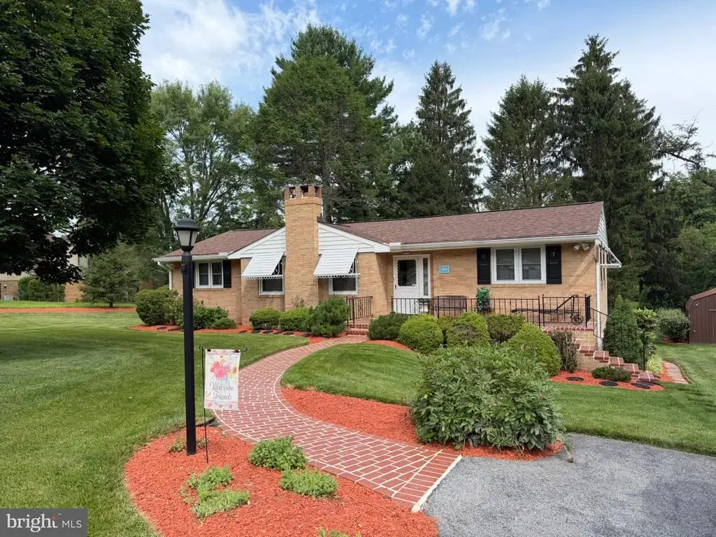 8484 Linwood Dr, ELLICOTT CITY