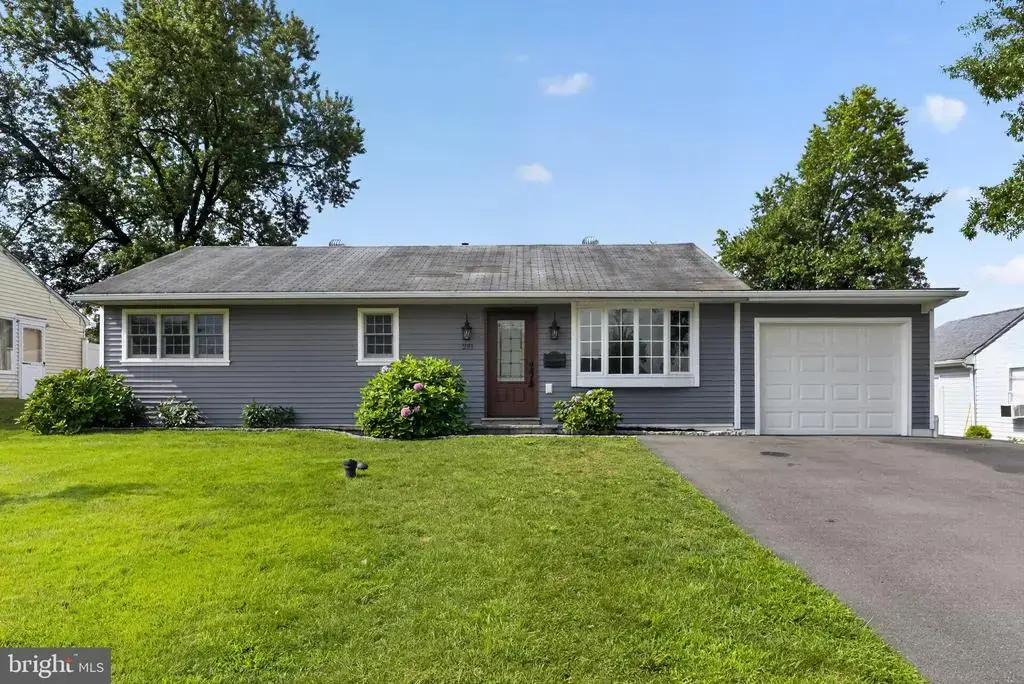 218 Tewksbury Rd, FAIRLESS HILLS
