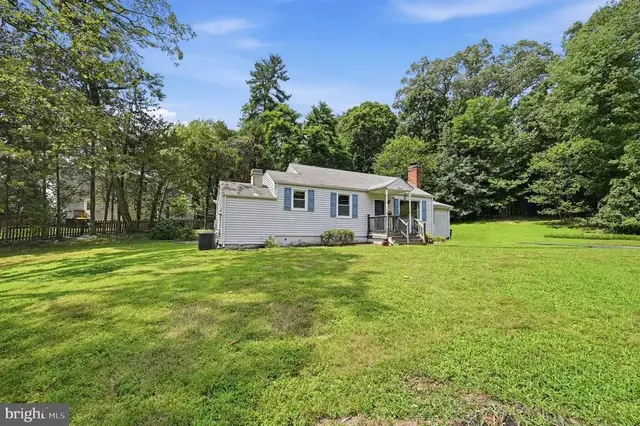 7806 Trammell Rd, Annandale