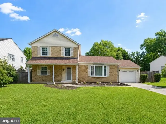5133 Trailway Dr, Rockville