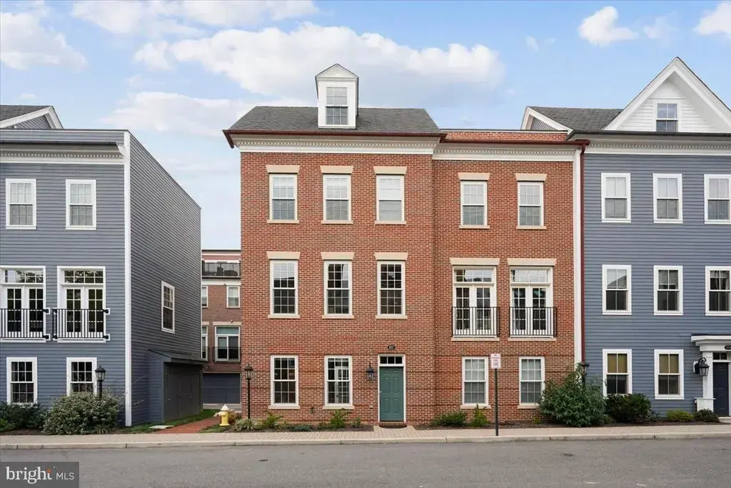 607 Second St, ALEXANDRIA