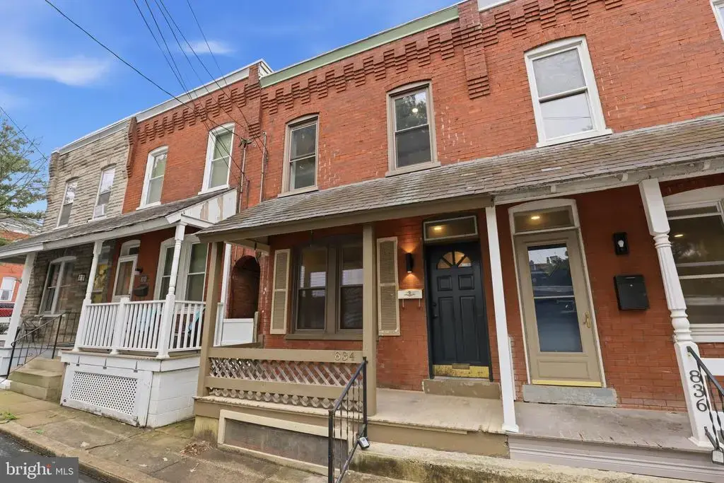 834 Lake St, LANCASTER