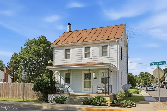 313 E Main St, Thurmont