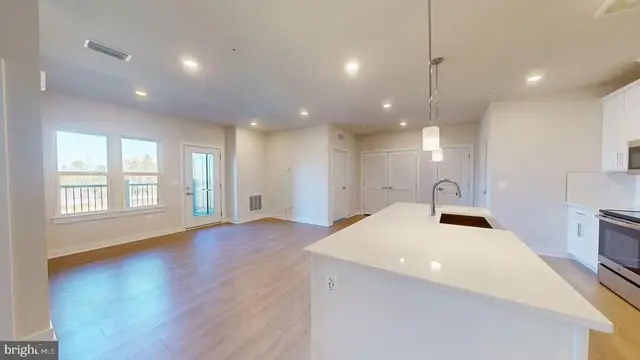 12850 Mosaic Park Way #2q, Herndon