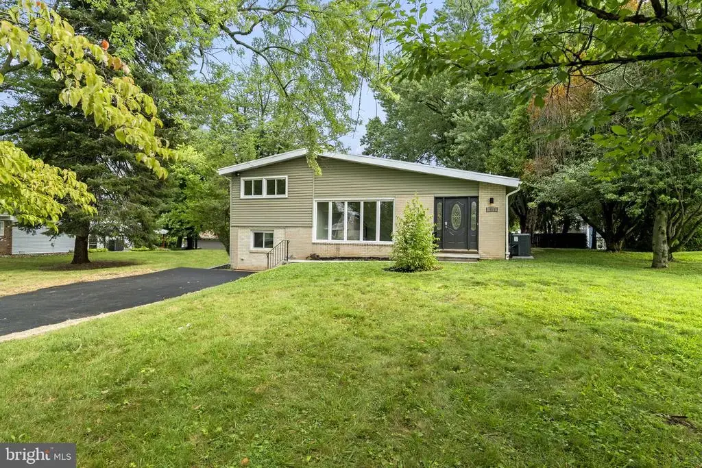 1525 Erbs Mill Rd, BLUE BELL