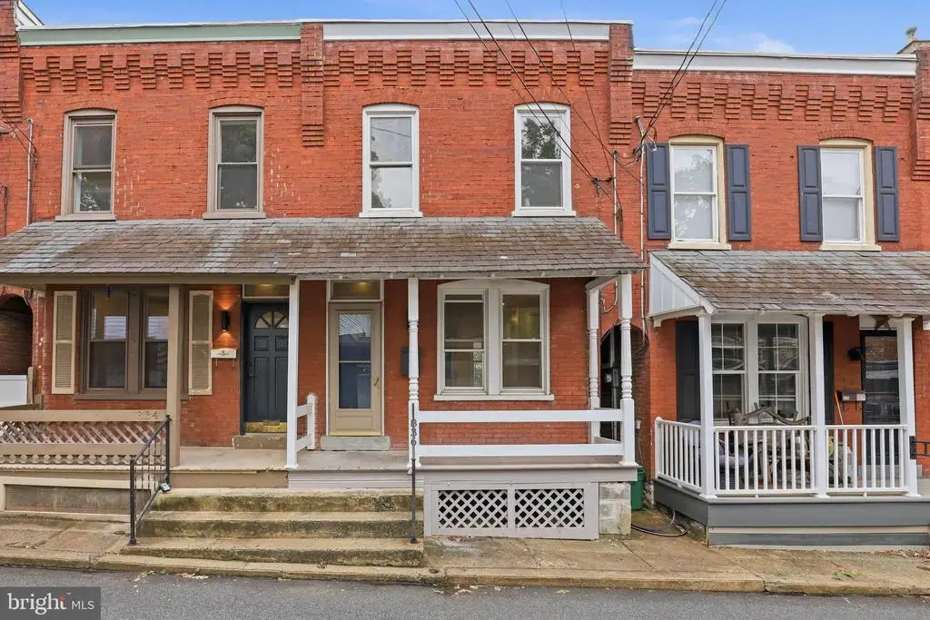 836 Lake St, LANCASTER