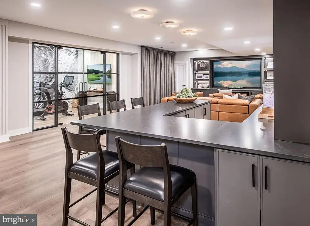 6 Augusta Dr #cloverfield Model, NEWTOWN
