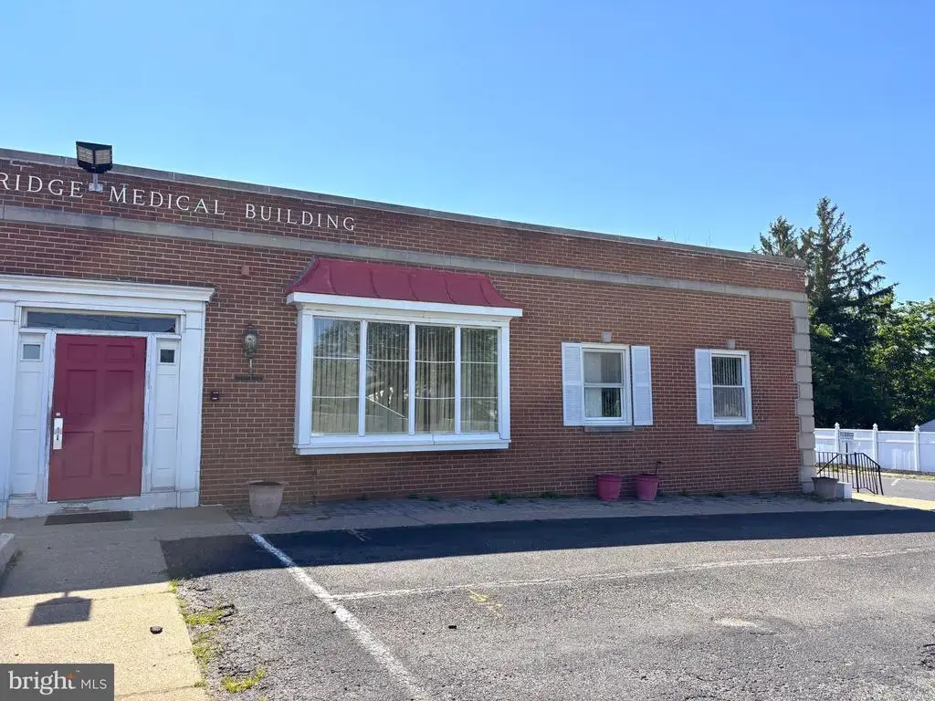27 Covered Bridge Rd, CHERRY HILL