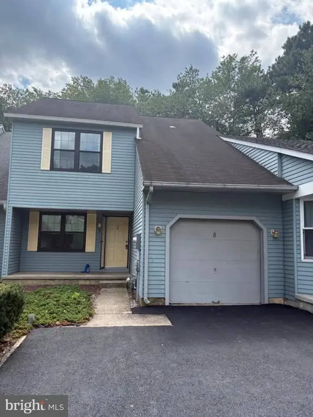8 Partridge Ct, MARLTON