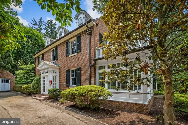 211 Chancery Rd, Baltimore