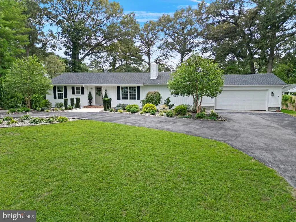 120 Lakeview Dr, SALISBURY
