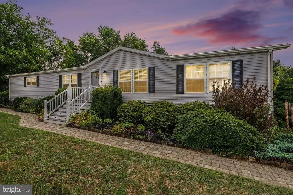 303 Dallas Dr, GRANTVILLE