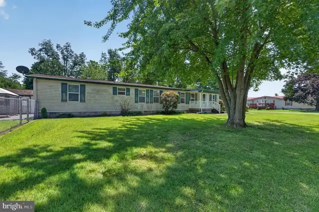218 Poplar St, Frederica