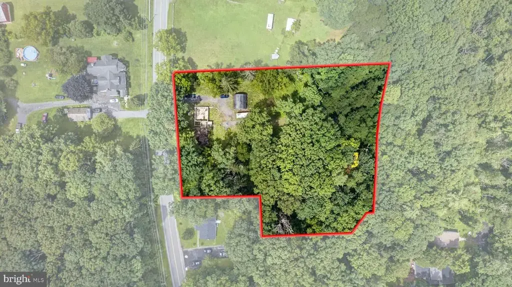 708 Burger Hollow Rd, KUNKLETOWN
