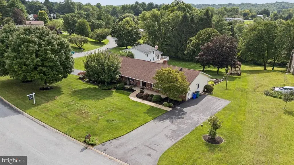 5201 Gate House Ct, SYKESVILLE