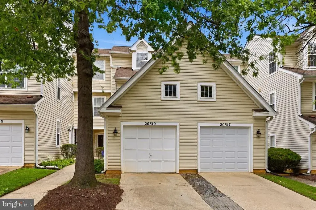 20519 Golf Course Dr, GERMANTOWN
