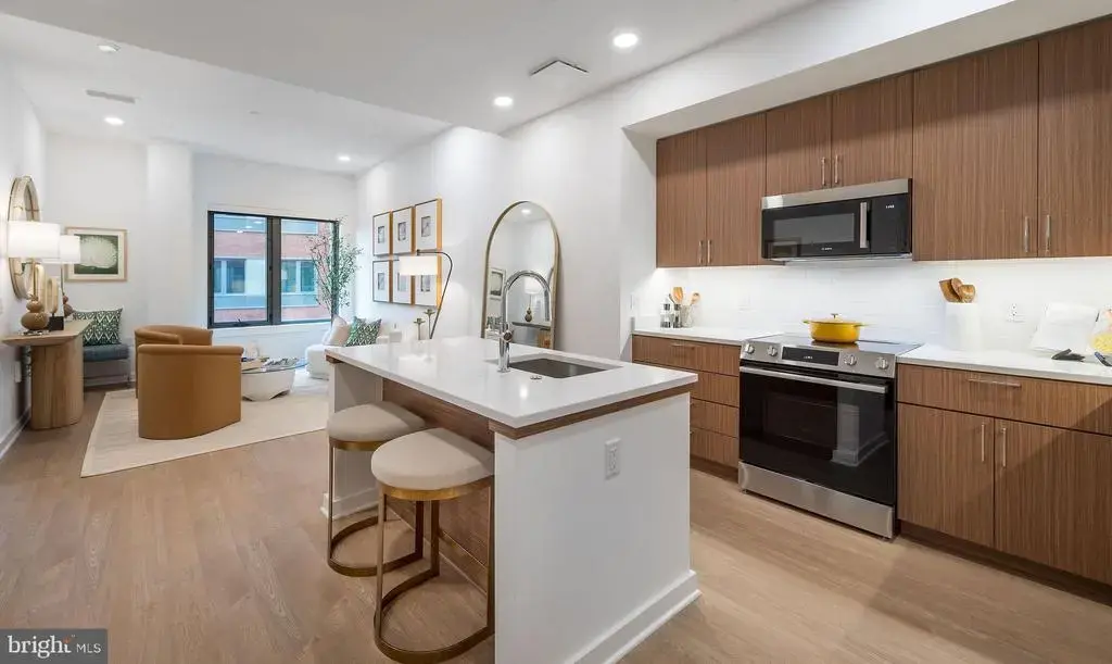 1055 N Fairfax St #905, ALEXANDRIA