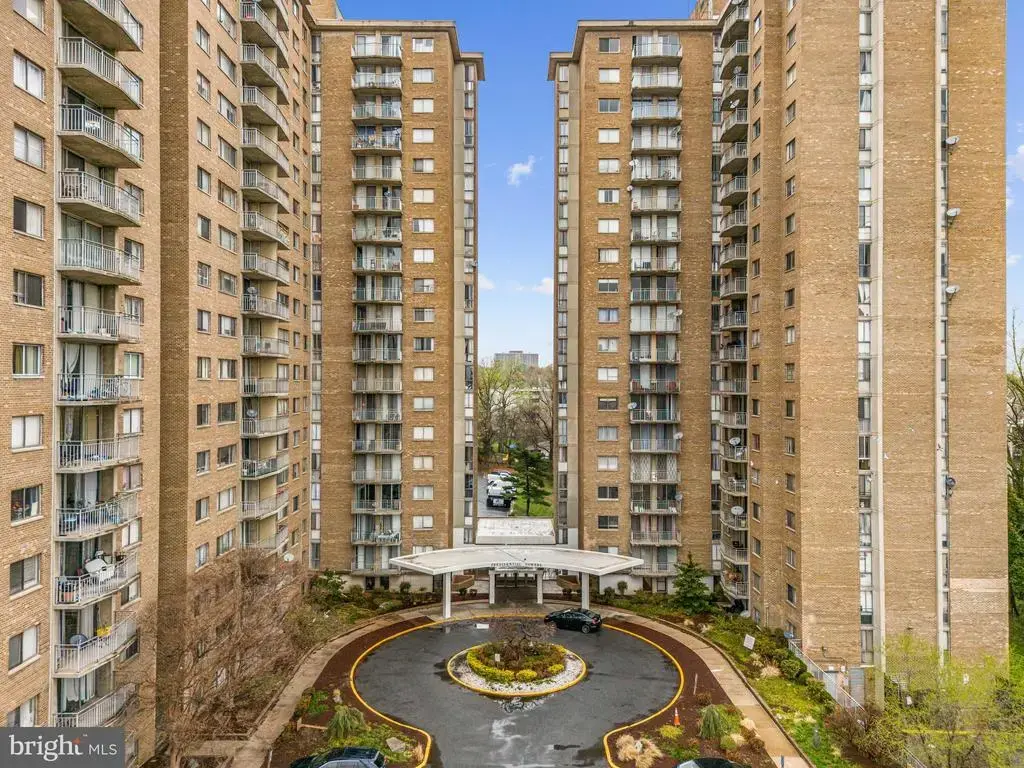 1836 Metzerott Rd #2004, HYATTSVILLE