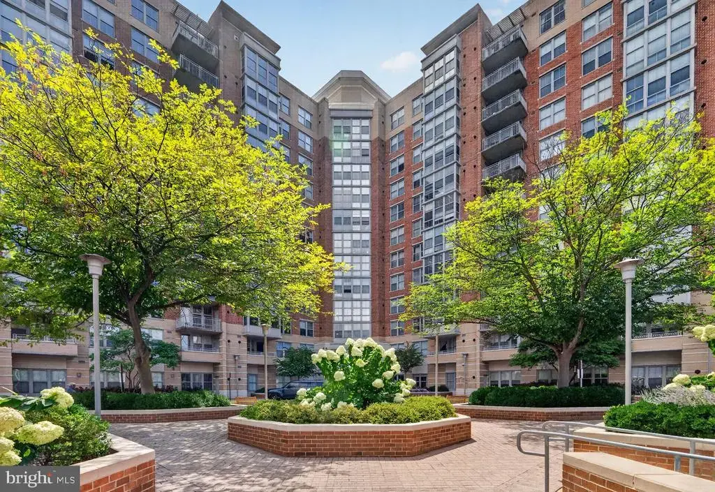 11800 Sunset Hills Rd #404, RESTON